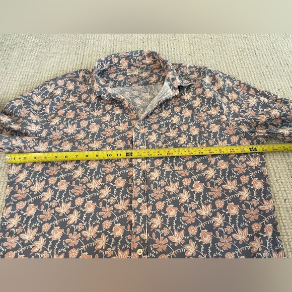 Faherty Short Sleeve Button Down - Picture 9 of 10